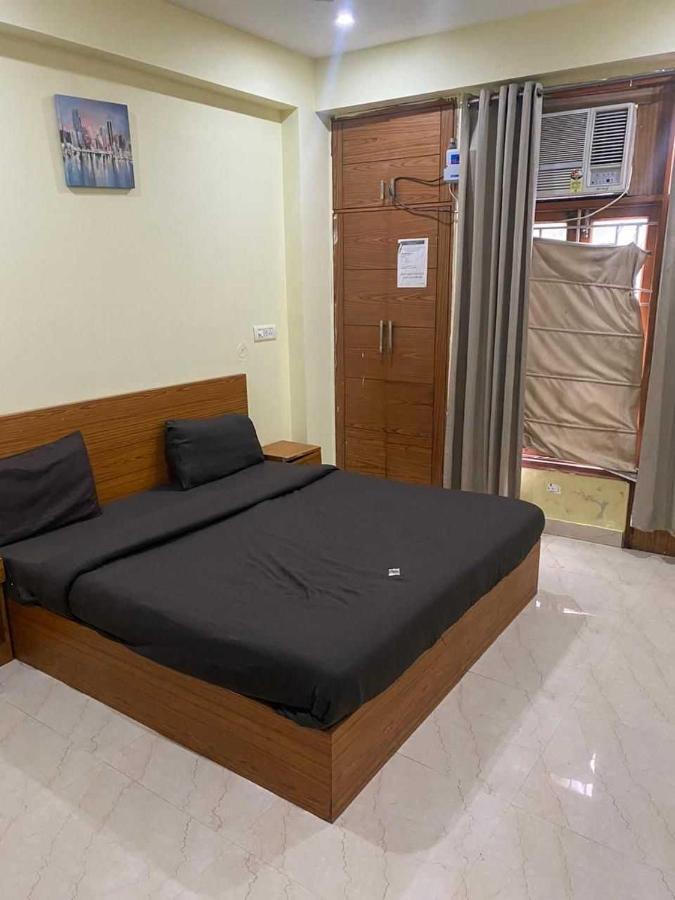 Hotel O Devansh Inn New Delhi Exteriör bild